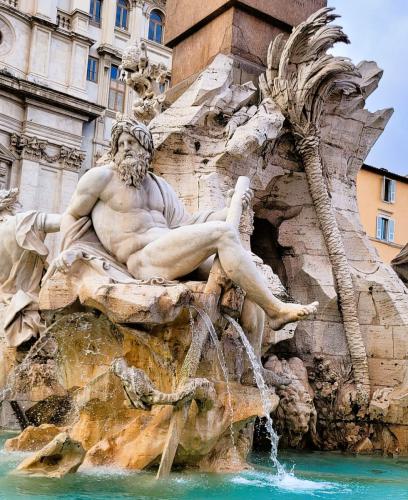 Fontana dei Fiumi - Piazza Navona 2