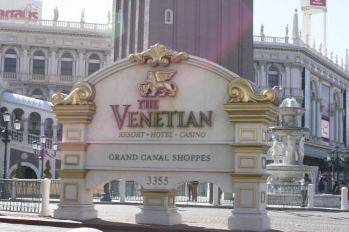 9B4BBBDA-3370-4980-8B03-B06B8A47A760